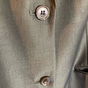 Beautifully constructed Jones New York Woman blazer